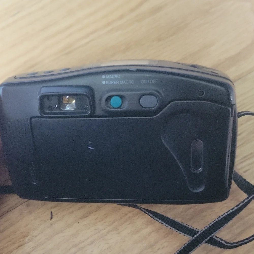 Samsung Black Film Camera with Zoom Lens